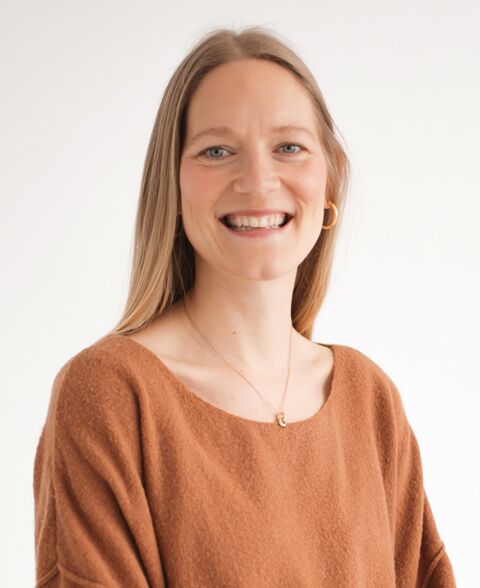 Hebamme Leonie Müller